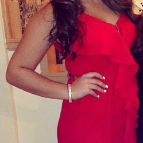 Francesca’s Red Ruffled Front Mini Dress - Picture 3 of 3